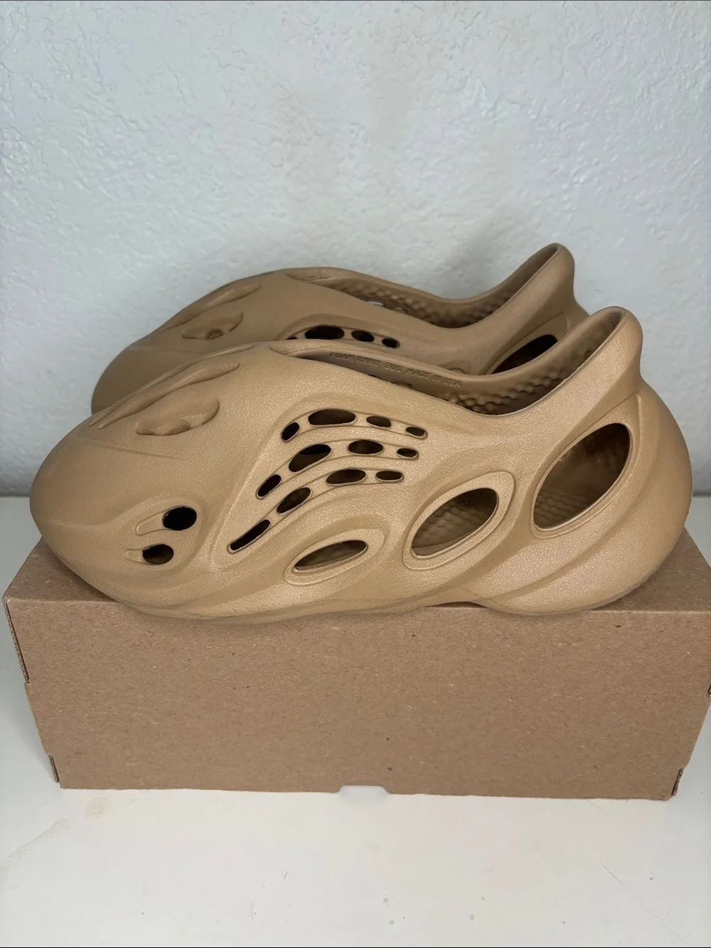 Yeezy Foam Rnnr - Ochre